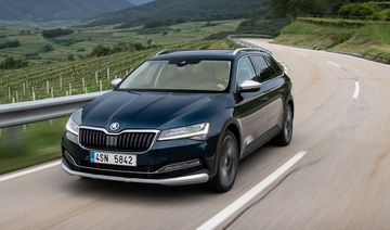 Skoda Superb Combi 2.0 TSI specs