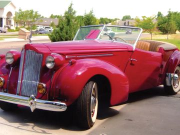 Packard One-Twenty Convertible Victoria by Darrin, 1940