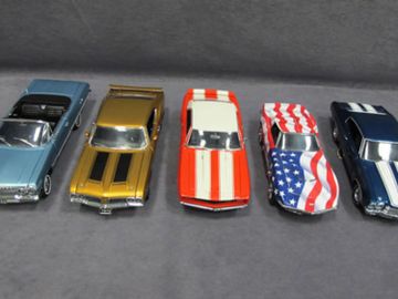 Five (5) 1/24 Scale Franklin Mint Cars