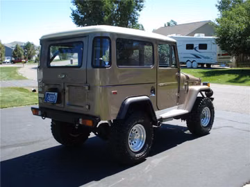 تويوتا لاند كروزر FJ-40 SUV مخصصة، 1970