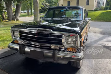 Jeep Grand Wagoneer, 1990