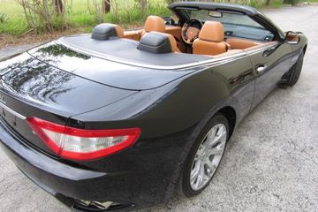 Maserati Granturismo Convertible, 2011