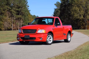 Ford F150 SVT Lightning Pickup, 1999