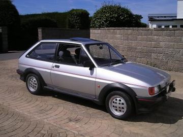 Ford Fiesta XR2 (Mk II) specs