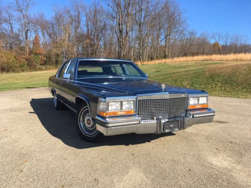 Cadillac Brougham, 1988