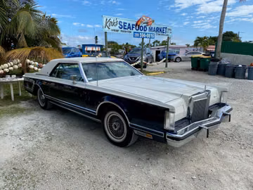 140A -  Lincoln Mark V Coupe, 1979