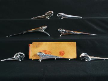 DODGE RAM HOOD ORNAMENTS