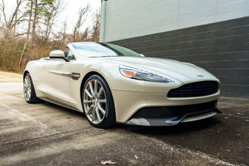 Aston Martin Vanquish Volante Carbon, 2016