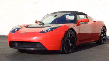 Tesla Roadster, 2010