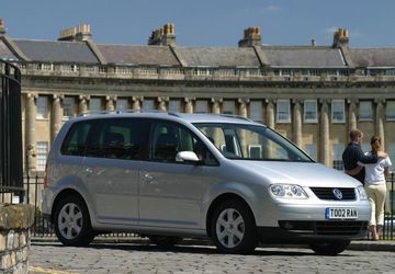 VW Touran 1.4 TSI (Mk I 140 PS) specs