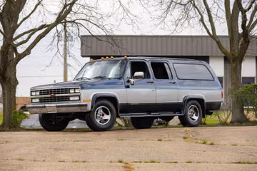 Chevrolet Suburban, 1989