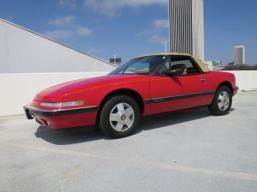 Buick Reatta, 1990