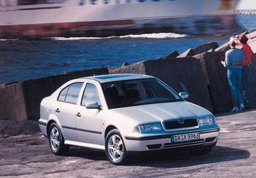 Skoda Octavia 1.8 20V (Mk I) specs