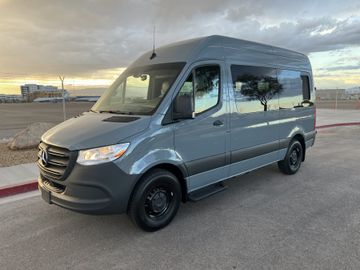 Mercedes-Benz Sprinter 2500 VIP Van, 2023