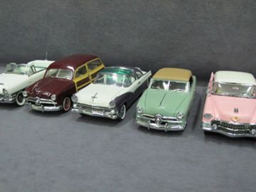 Five (5) 1/24 Scale Franklin Mint Cars