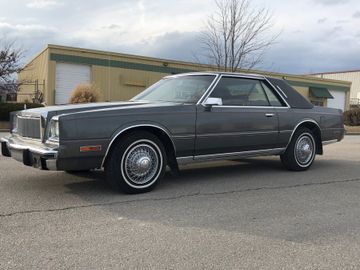 Chrysler Cordoba, 1983