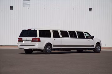 LINCOLN NAVIGATOR CUSTOM LIMOUSINE, 2009
