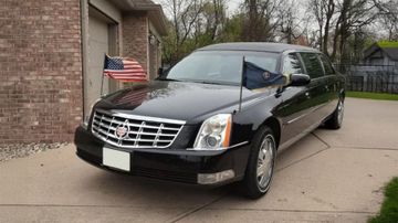 Cadillac DTS Limousine, 2007