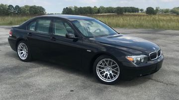 BMW 745i, 2004