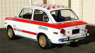 FIAT 850 BERLINA 2 DOOR SEDAN, 1971