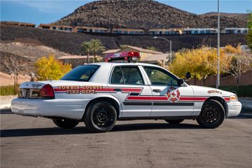 FORD CROWN VICTORIA POLICE INTERCEPTOR, 2011