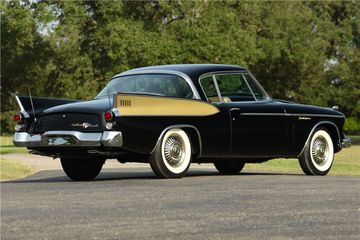 Studebaker Golden Hawk, 1957