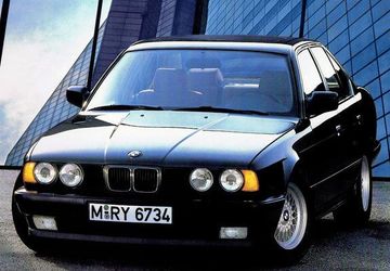 BMW 520i (E34 129 PS) specs