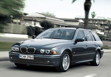BMW 525tds Touring (E39) specs