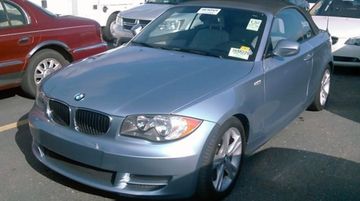 BMW 128i Convertible, 2011