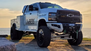 Chevrolet Silverado 5500 Custom Pickup, 2019