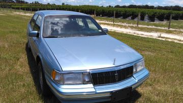 Lincoln Continental Sedan, 1988