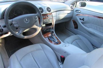 MERCEDES-BENZ CLK 320 CONVERTIBLE, 2004