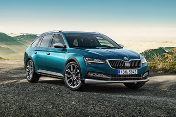 Skoda Superb Scout 2.0 TDI specs