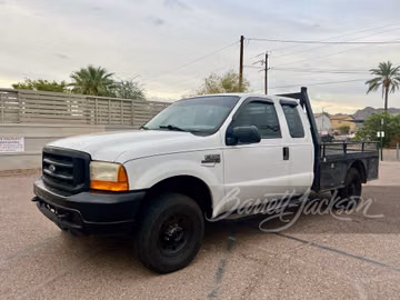 FORD F-250 SUPER DUTY XLT FLATBED TRUCK, 2000