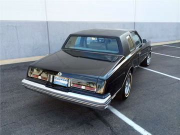 CADILLAC SEVILLE CUSTOM 2 DOOR COUPE, 1977