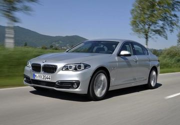 BMW 528i (F10 245 PS) specs