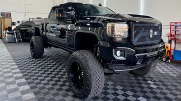 GMC Sierra 2500HD Denali Custom Pickup, 2015