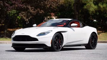 Aston Martin DB11 Launch Edition, 2017