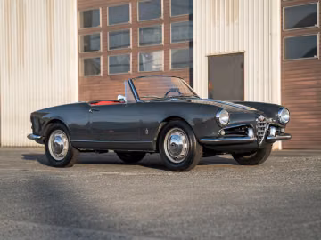 Alfa Romeo Giulietta Spider Veloce by Pinin Farina, 1960