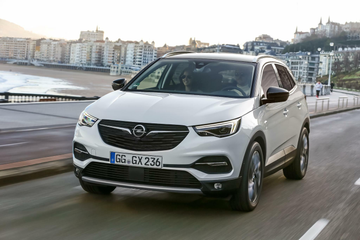 Opel Grandland X 1.6 DI Turbo specs