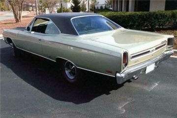 بلايموث GTX، هاردتوب ببابين، 1969