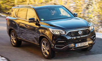SsangYong Rexton e-XDi 220 specs