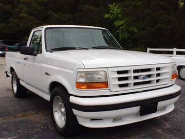 Ford Lightning Pickup, 1995