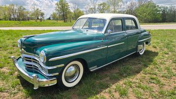 Chrysler New Yorker Sedan, 1949