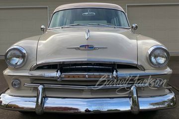Plymouth Suburban Custom Wagon، موديل 1954