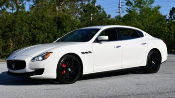 Maserati Quattroporte GTS Sedan, 2014