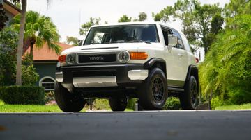 Toyota FJ Cruiser, 2014