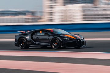 Bugatti Chiron Super Sport 300+ at Dubai Autodrome