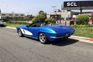 CHEVROLET CORVETTE CUSTOM CONVERTIBLE, 2001