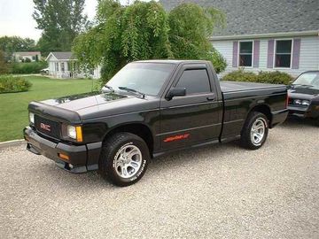 GMC Sonoma GT specs